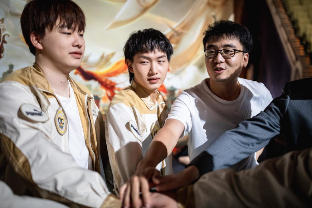 包含窗口期多伦多猛龙备战葡超；单刀错失细节曝光；赛场秩序良好；团队化学反应显著的词条-实时比分