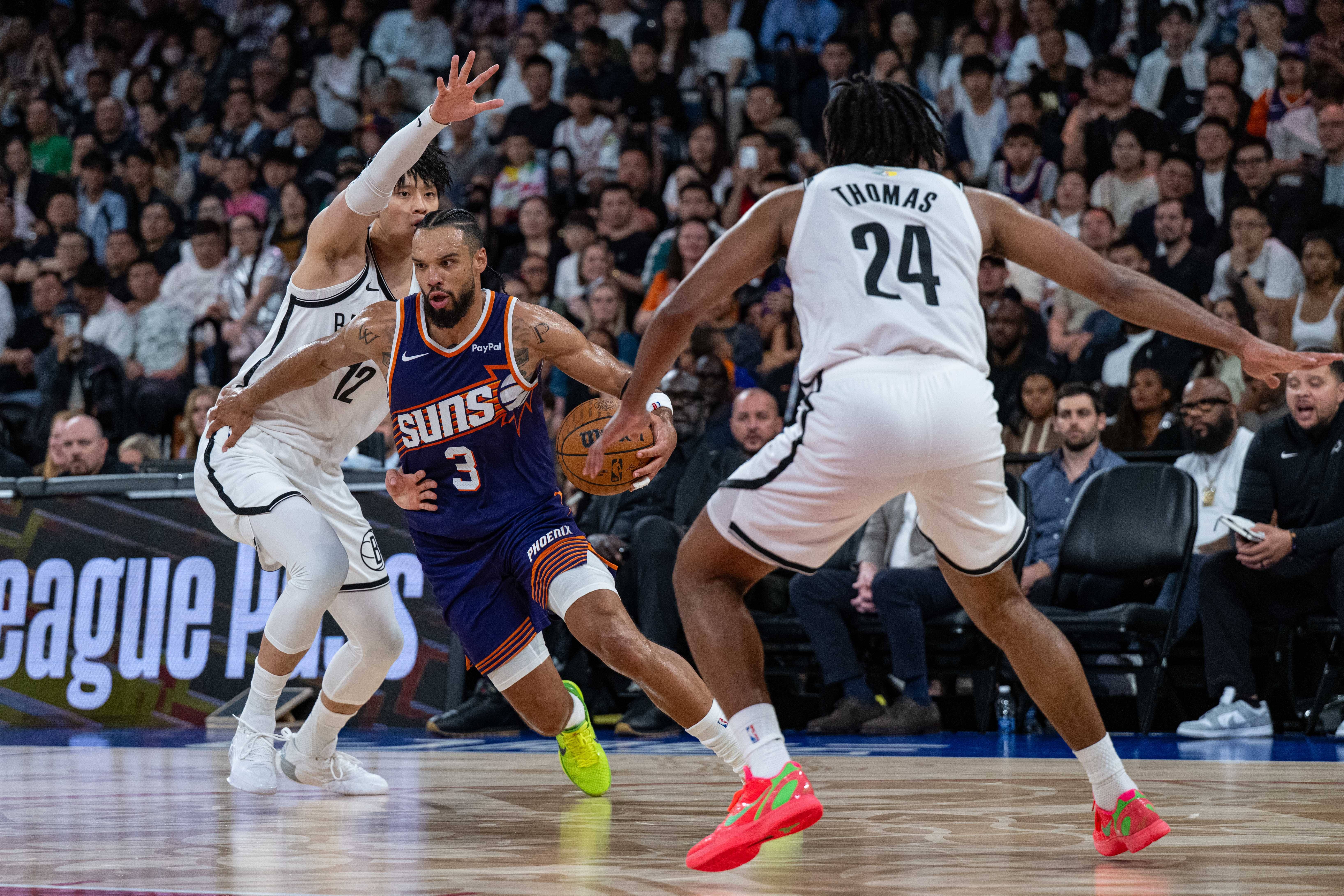 清晨体能课后;菲尼克斯太阳豪取连胜备战NBA常规赛;气氛紧张;训练强度明显提升的简单介绍-jiuyou体育